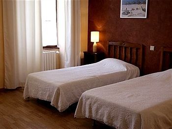 Logis Hotel De La Paix - Турню Екстериор снимка