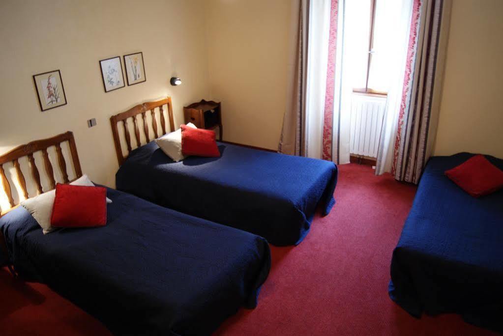 Logis Hotel De La Paix - Турню Екстериор снимка